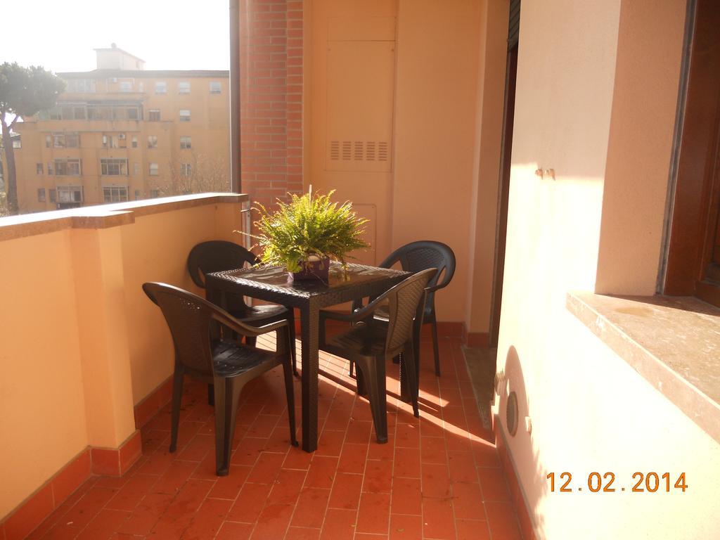 Apartment Via Delle Torri Pise Chambre photo